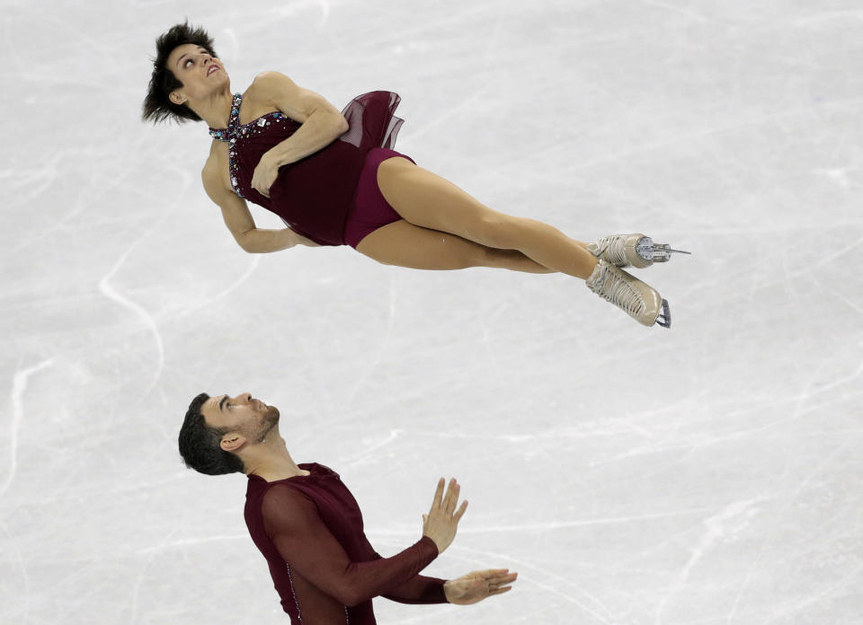 <p>Die kanadischen Eiskunstläufer Meagan Duhamel und Eric Radford treten im Paarlauf bei den Olympischen Winterspielen in Südkorea an. (Bild: AP Photo/David J. Phillip) </p>
