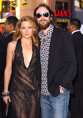 Kate Hudson and Chris Robinson (II) at the Universal City premiere of Universal Pictures' The Skeleton Key