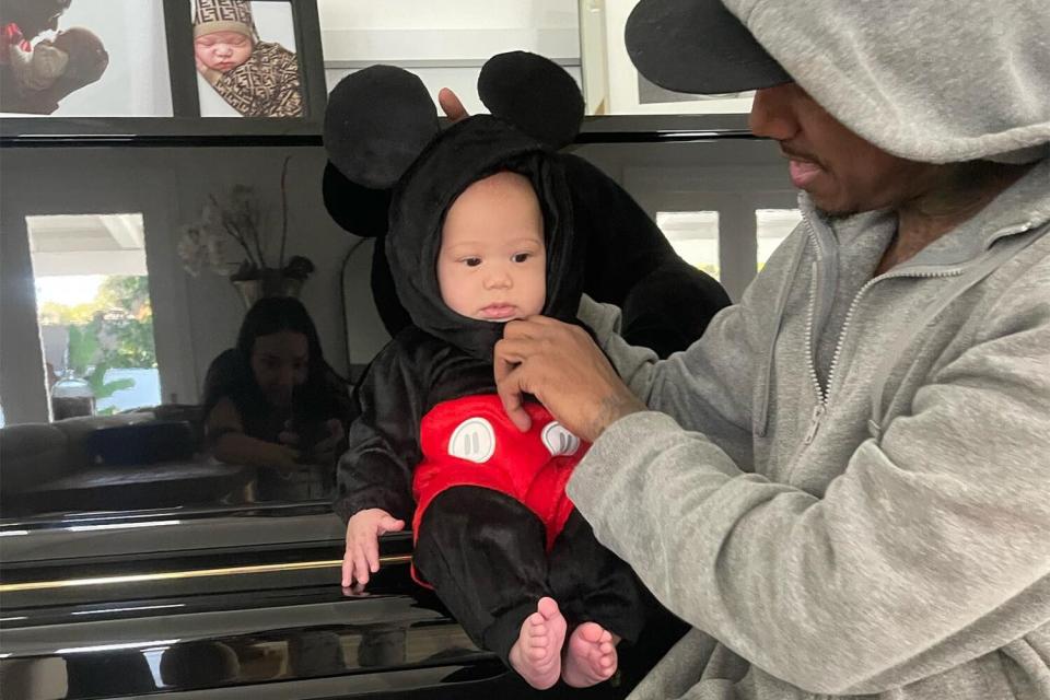 https://www.instagram.com/p/CkY7mf-pGbO/ legendarylovecannon The legendary Mickey �� wishing you all a very happy Halloween �� 8h