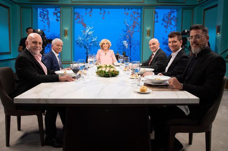 La Noche de Mirtha