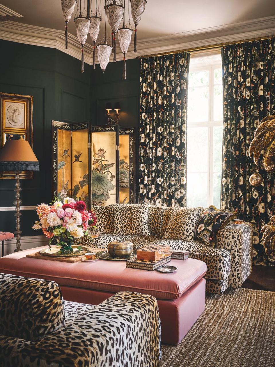 Alice Temperley home tour