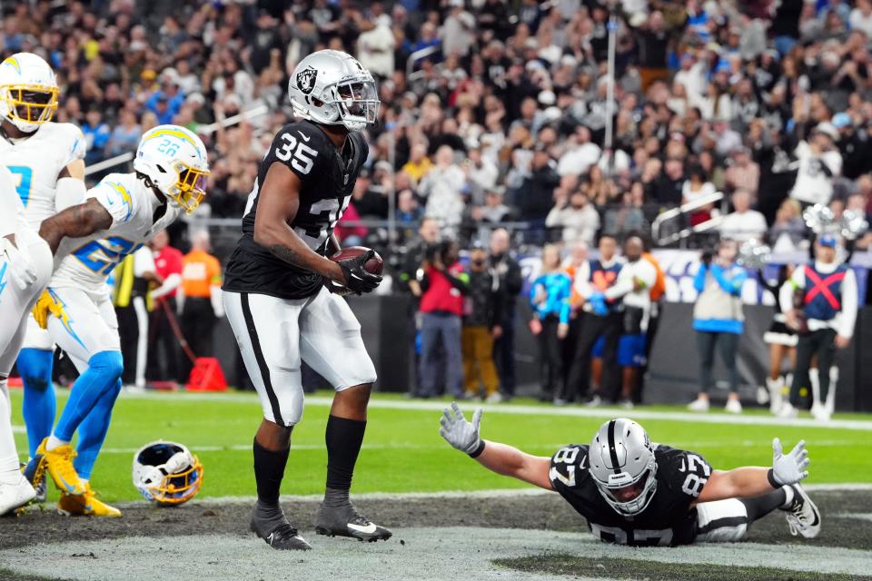 The Bills would appreciate Zamir White and the Raiders celebrating against the Colts.