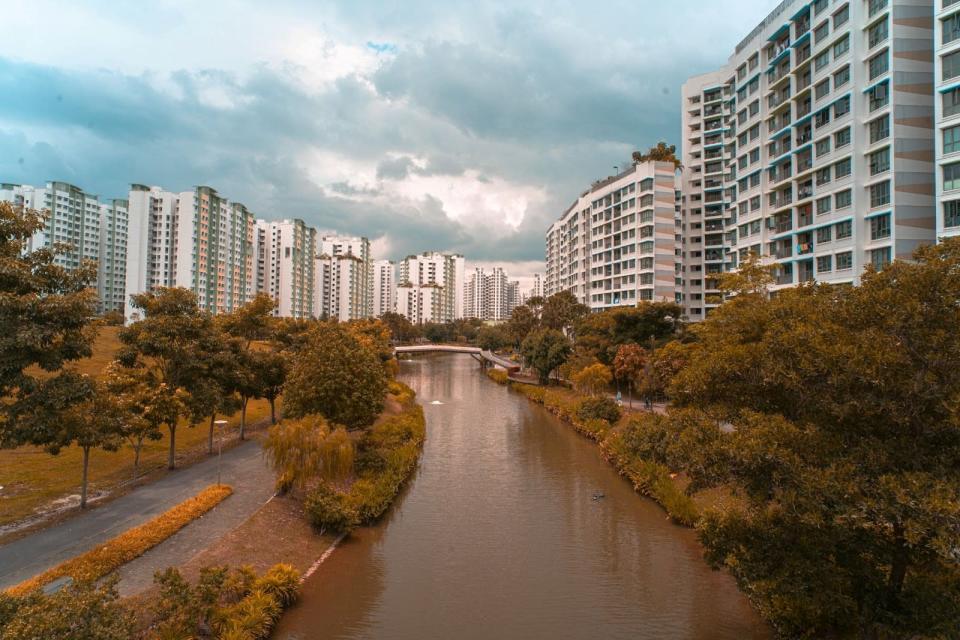 Picture of HDB housing along a waterway