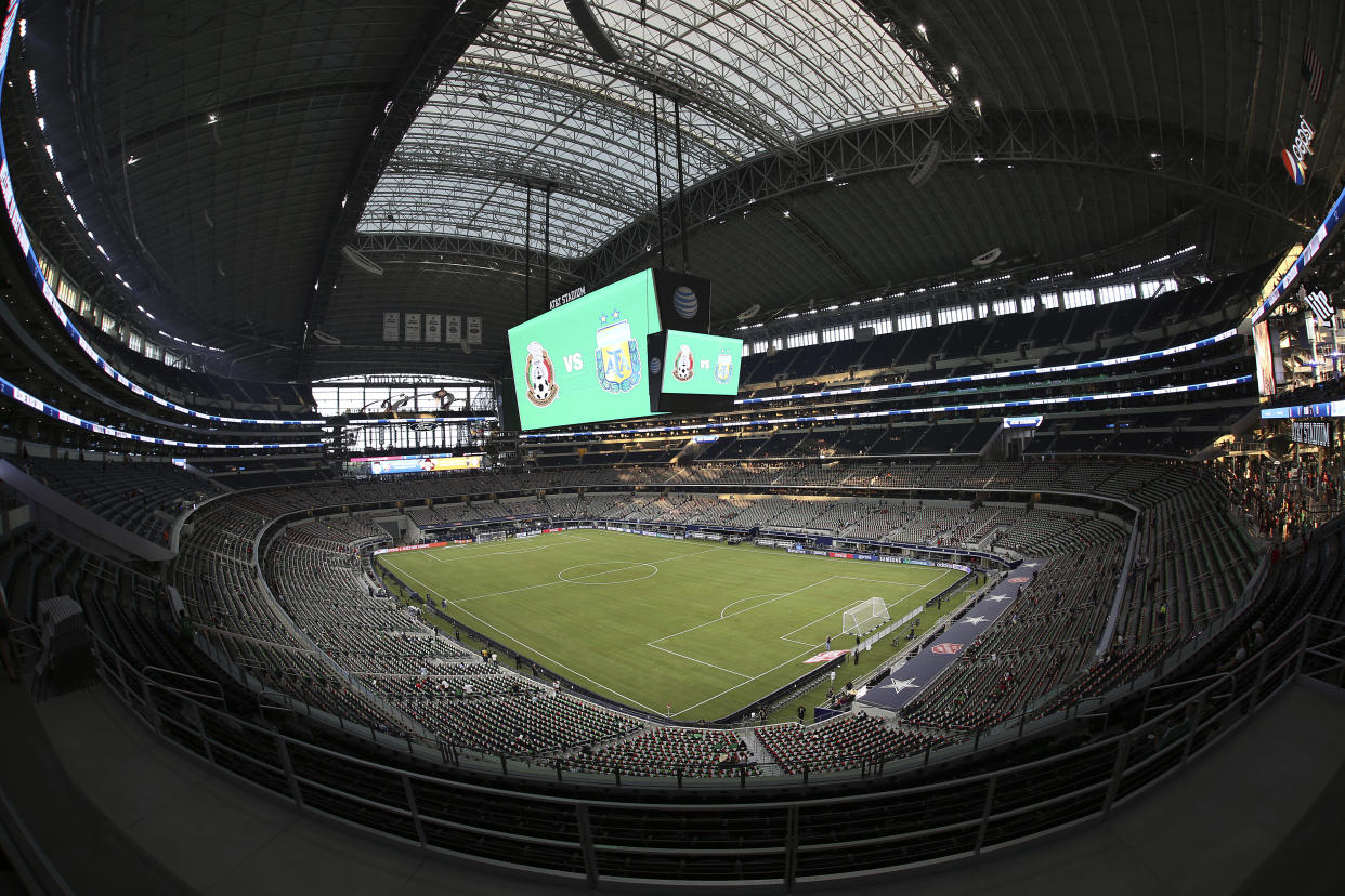 ARLINGTON, UNITED STATES - SEPTEMBER 08: A general view of the stadium prior a friendly match between Argentina and Mexico at AT&T Stadium on September 08, 2015 in Arlington, United States. (Photo by Omar Vega/LatinContent via Getty Images)