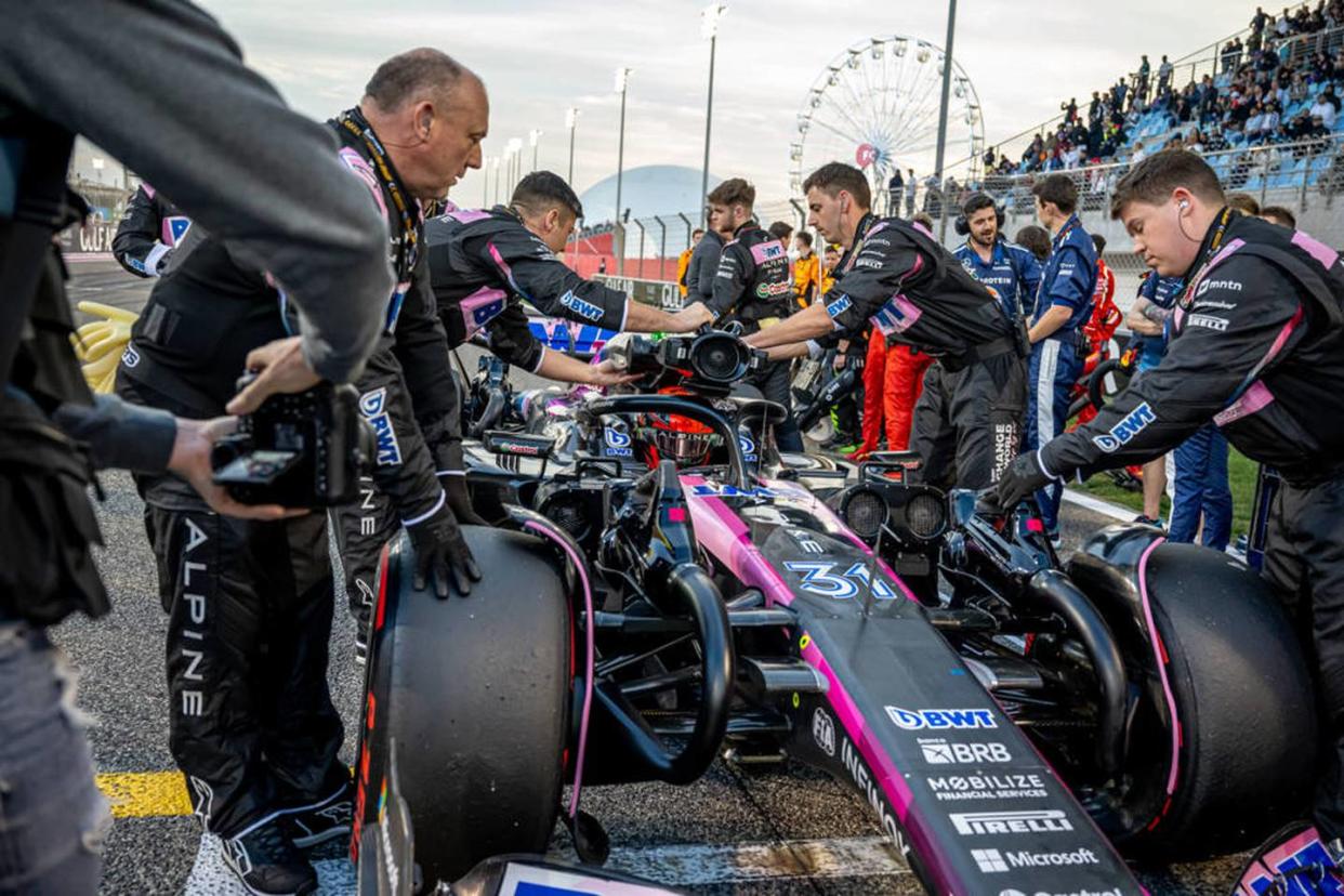 Zieht ein Dinosaurier der Formel 1 bald den Stecker?