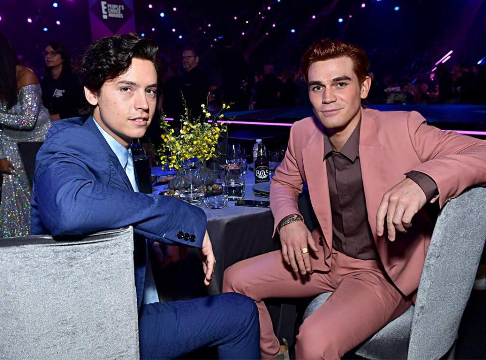 Cole Sprouse, KJ Apa, 2019 E! People's Choice Awards, Candids