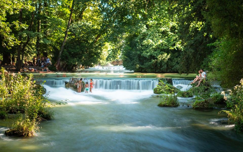 The most beautiful public park in Munich: the English Gardens