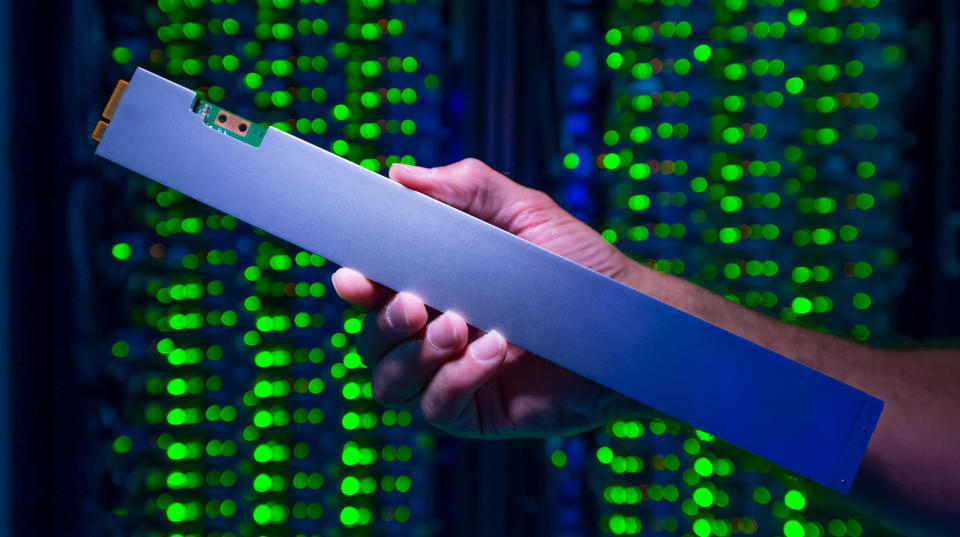 Intel has unsheathed its first "ruler" SSD, a bizarre device with a 12-inch