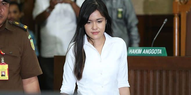 jakarta, indonesia october 27 australian resident jessica kumala wongso c, 28, during her trial on october 27, 2016 in jakarta, indonesia wongso has been sentenced to 20 years in jail after a judge found her guilty of killing her friend wayan mirna salihin with a cyanide laced coffee in january 2016 photograph by jefta images photo credit should read jefta imagesfuture publishing via getty images