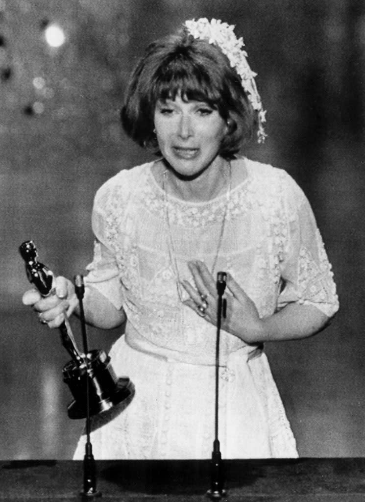 Lee Grant, 'Shampoo' (Best Supporting Actress, 1975)