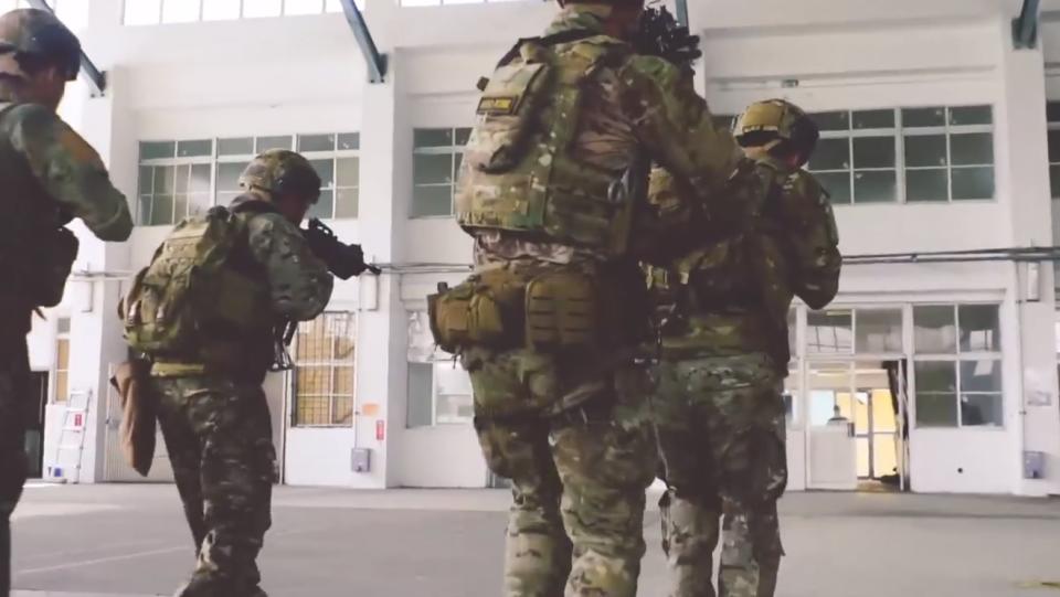 美國特戰第一總隊公布與台軍隊共同操演的影片。（圖／翻攝自1st Special Forces Group - Airborne臉書）