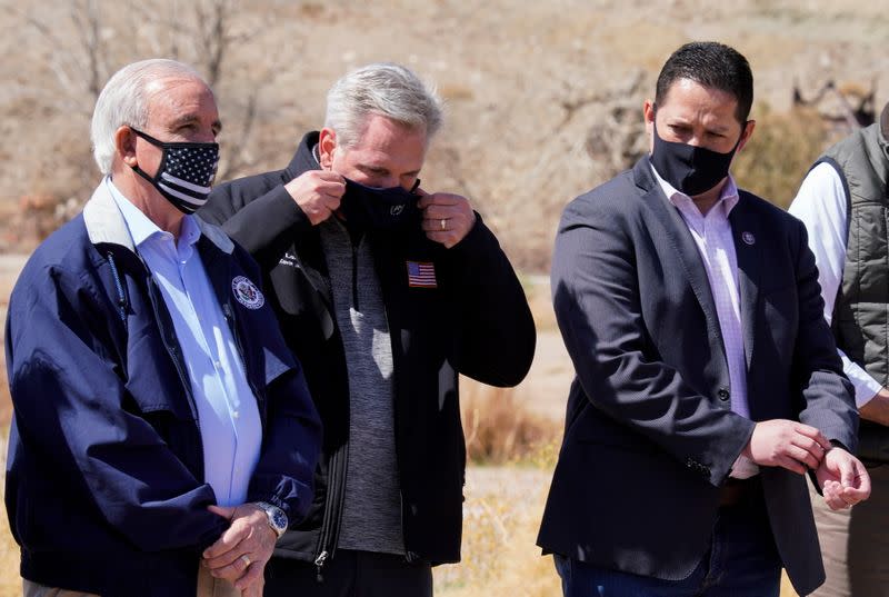 Republican lawmakers make trip to the U.S. southern border with Mexico in El Paso