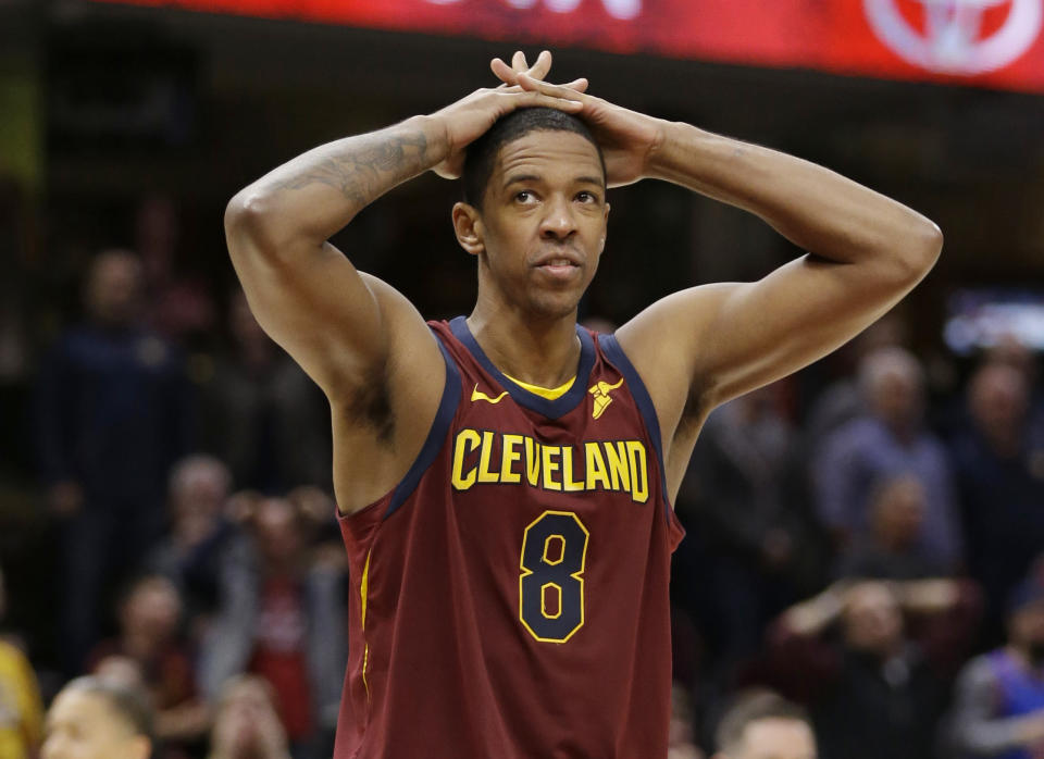 Channing Frye missed his chance to hand the Hawks a loss. (AP)