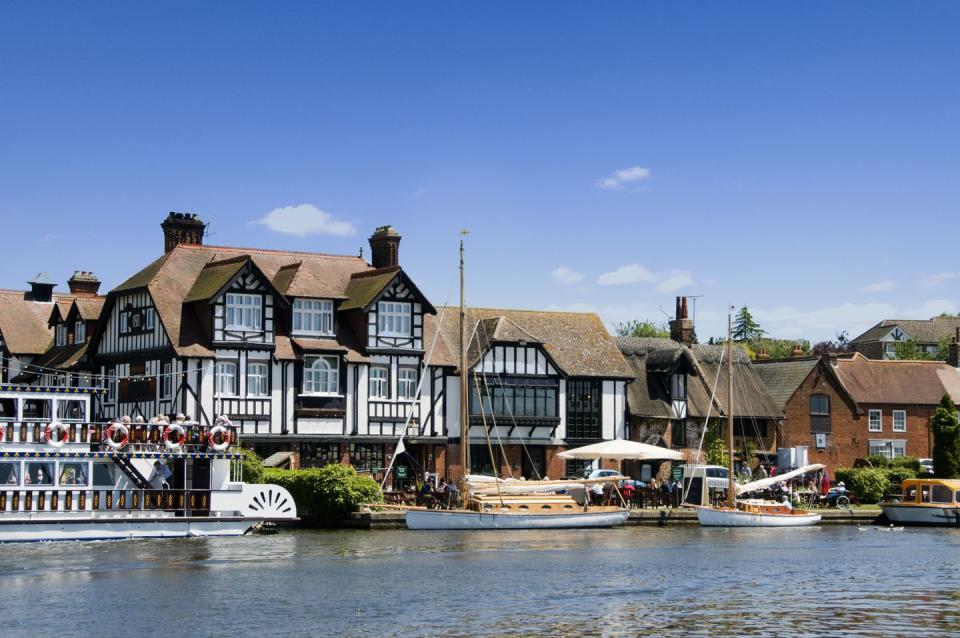 the riverside village of horning in the norfolk broads area of england