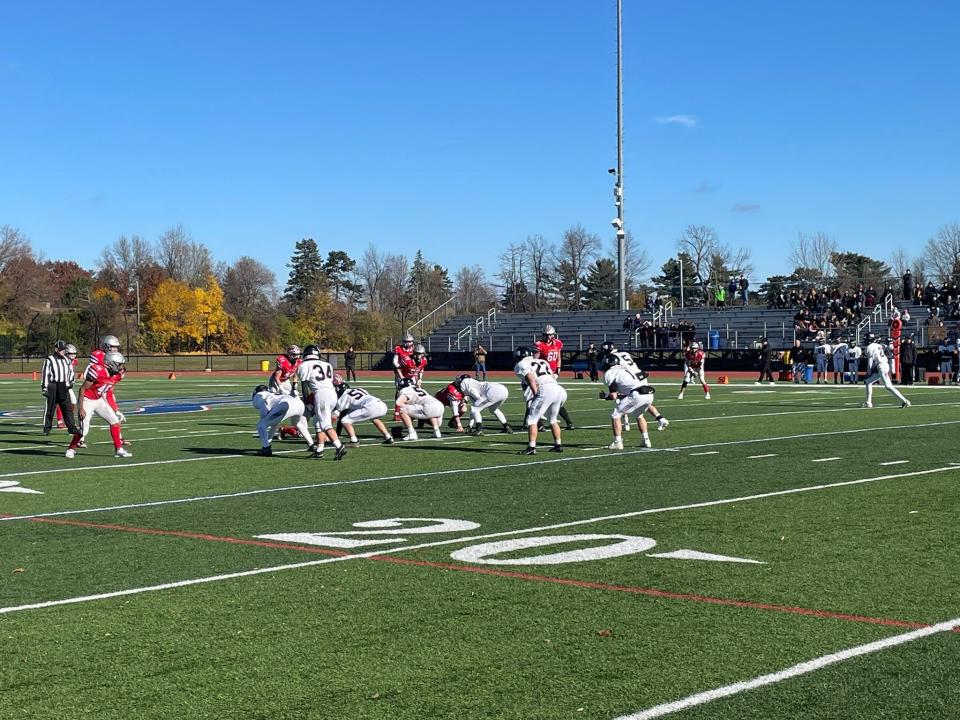 Le Roy lost 21-13 to Salamanca in the state's Class C Far West Regional.