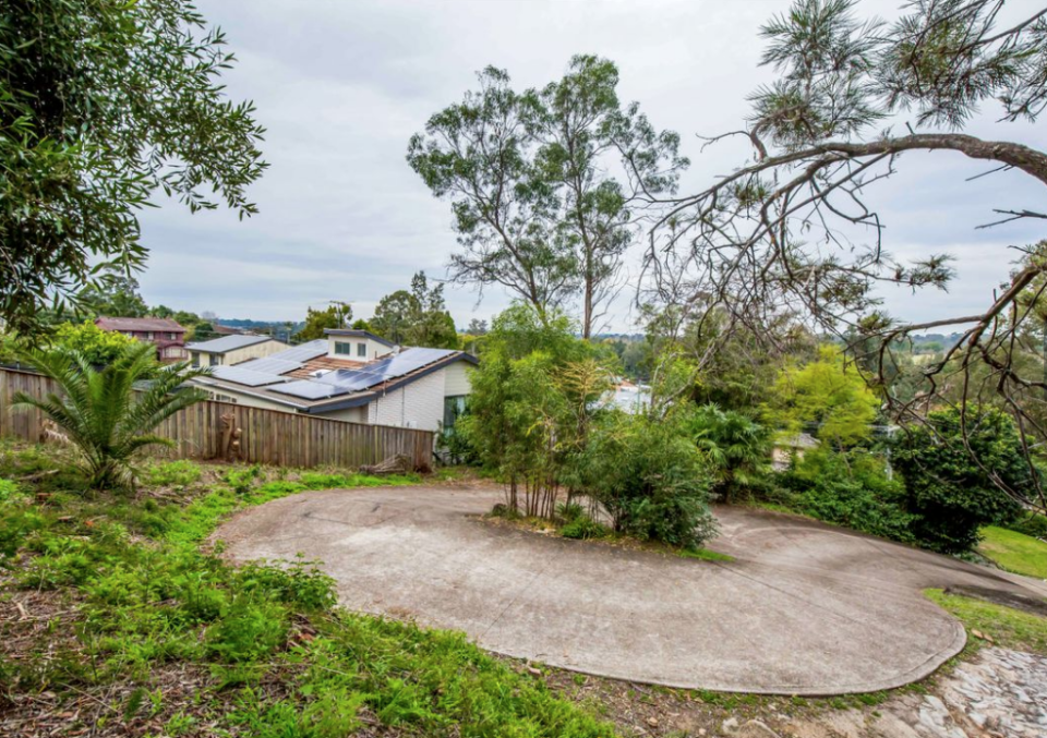 4 Lapstone Place, Leonay NSW 2750. Source: Dukes Estate Agents