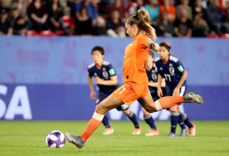 Women's World Cup - Round of 16 - Netherlands v Japan