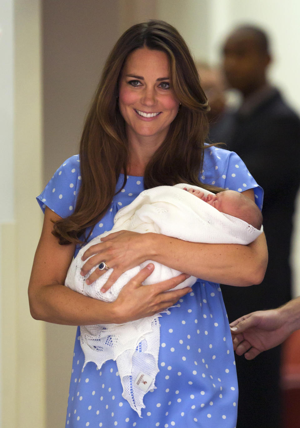 Prince George weighed 8lb 7oz [Photo: Getty]