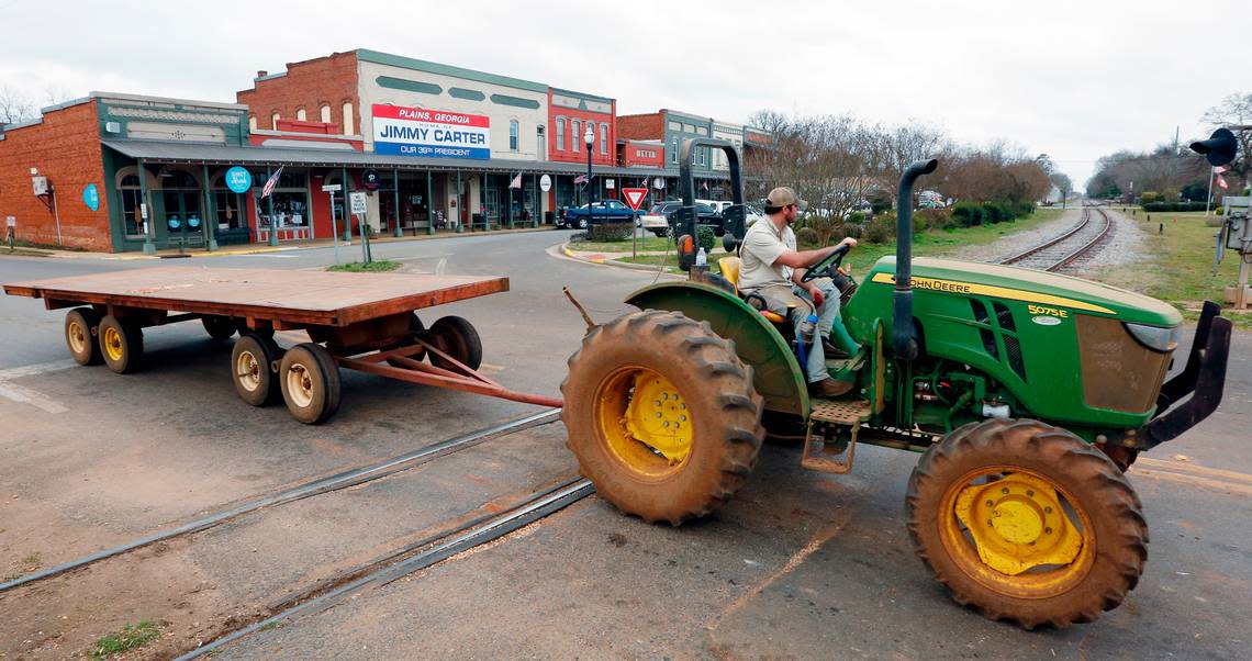 It was business as normal Tuesday morning for many in Plains, Georgia. 02/21/2023