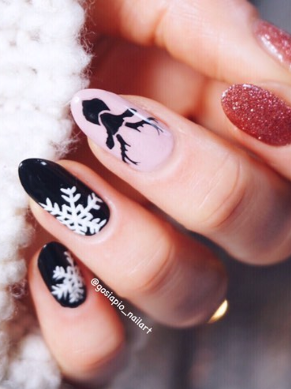 Moose & Snowflakes