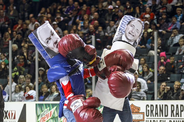 Video: Red Wings Fan Throws Haymakers During Fight In The Stands