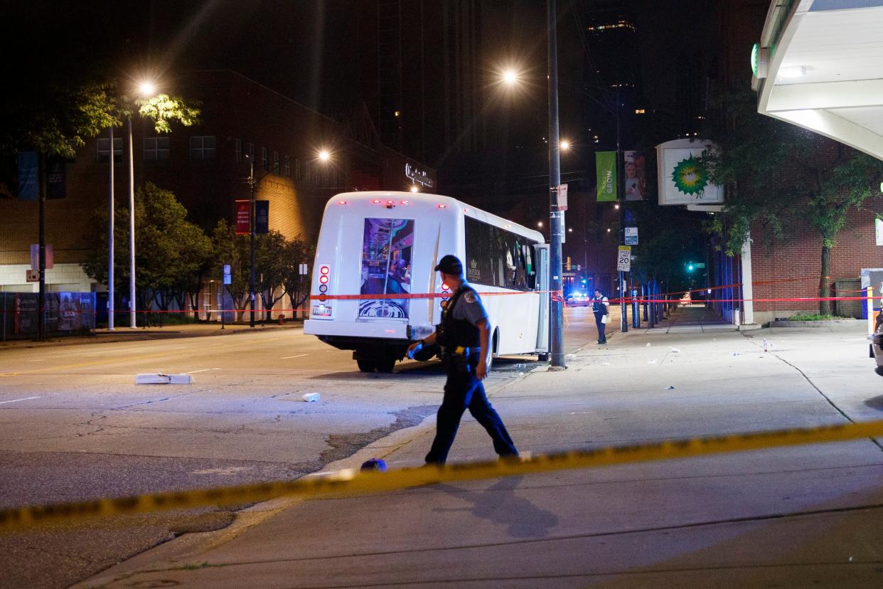 At the scene of a shooting inn Chicago (AP)