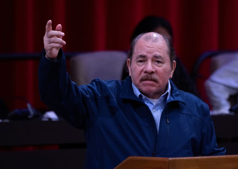 Foto de archivo. El presidente de Nicaragua, Daniel Ortega, pronuncia un discurso durante una sesión extraordinaria de la Asamblea Nacional del Poder Popular de Cuba en conmemoración del 18 aniversario de la creación del ALBA-TCP en el Palacio de Convenciones de La Habana