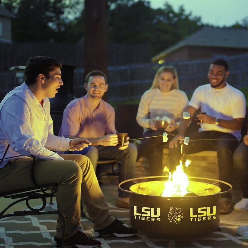 14) Collegiate Series Steel Fire Pit