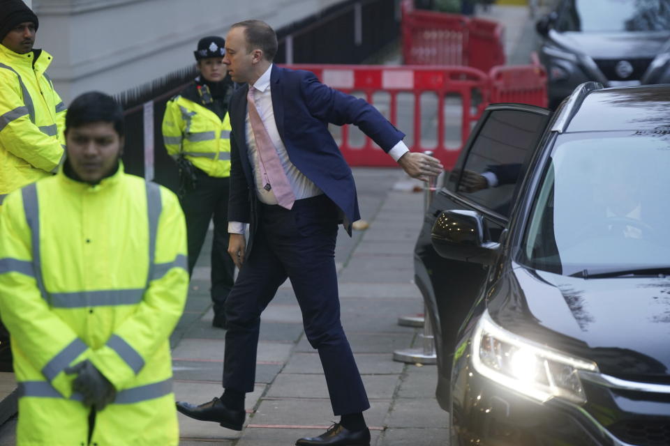 Former health secretary Matt Hancock arrives to give evidence to the UK Covid-19 Inquiry at Dorland House in London, Thursday Nov. 30, 2023. (Yui Mok/PA via AP)