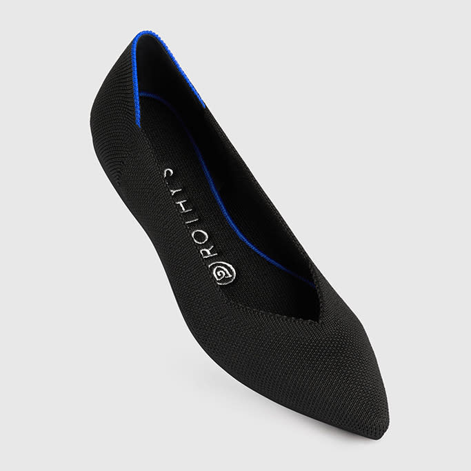 black rothys flats, pointed toe, blue halo