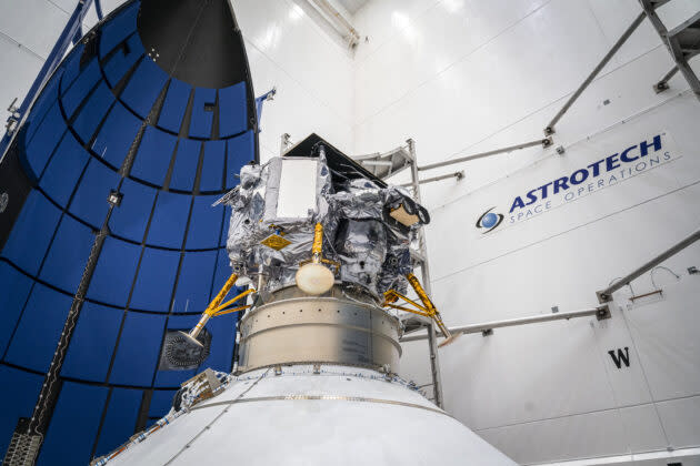 Astrobotic’s Peregrine lander is shown during last month’s preparations for launch. (ULA Photo)