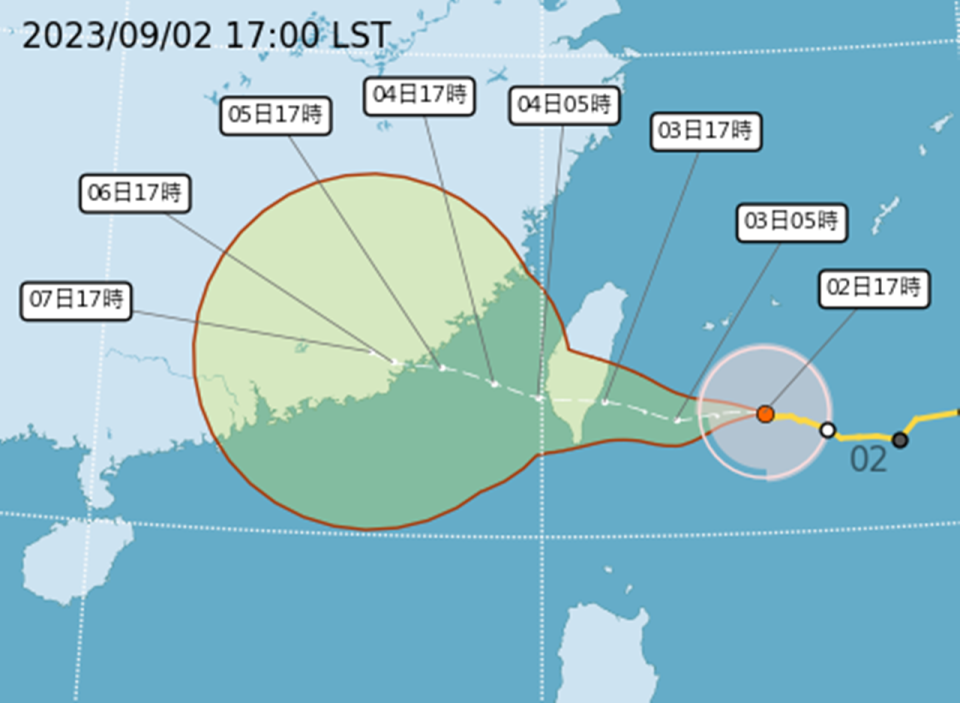 中央氣象局最新預測，海葵有機會在明天下半天登陸台東，將會是4年來首個登陸台灣的颱風。（圖取自中央氣象局網站）
