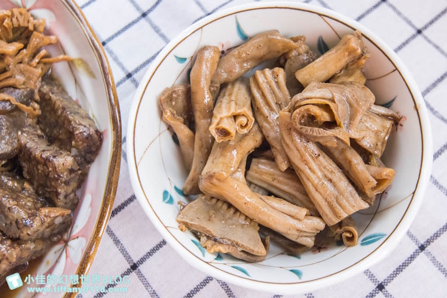 高雄鹽埕｜大溝頂阿囉哈滷味(杏) –總店