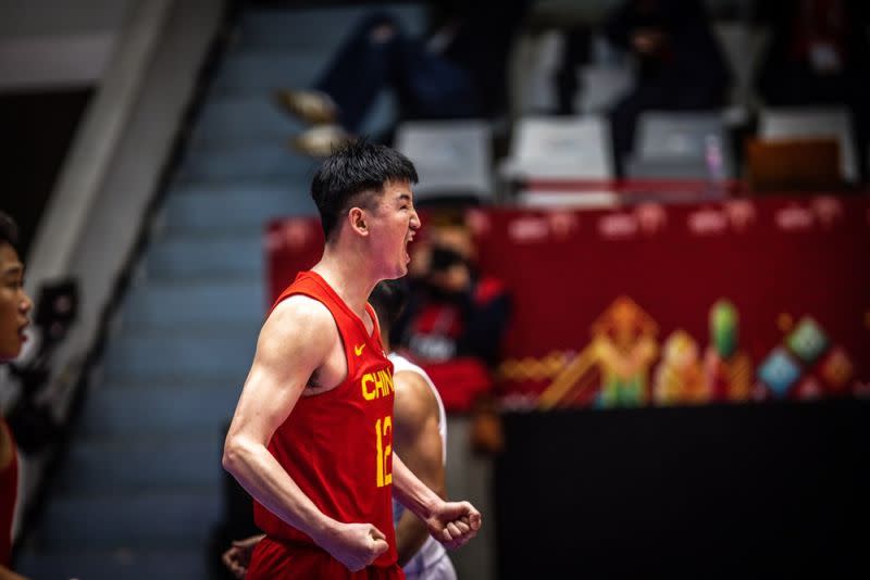 ▲顧全打進準決殺補籃，助中國隊戰勝巴林。（圖／FIBA提供）