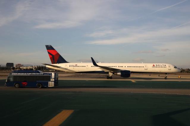 Buttigieg says DOT investigating why Delta Air Lines passengers