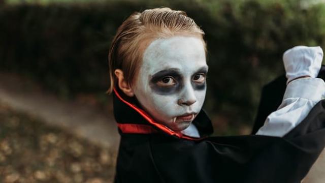 Frightful ingredients hiding in Halloween face paint