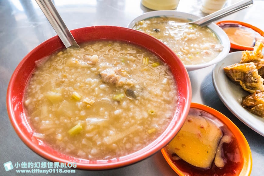 新北美食｜伍股鹹粥