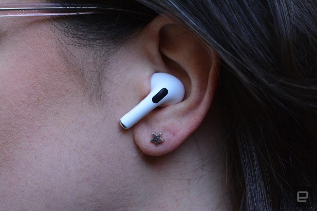 Apple reportedly ways use AirPods as health devices | Engadget