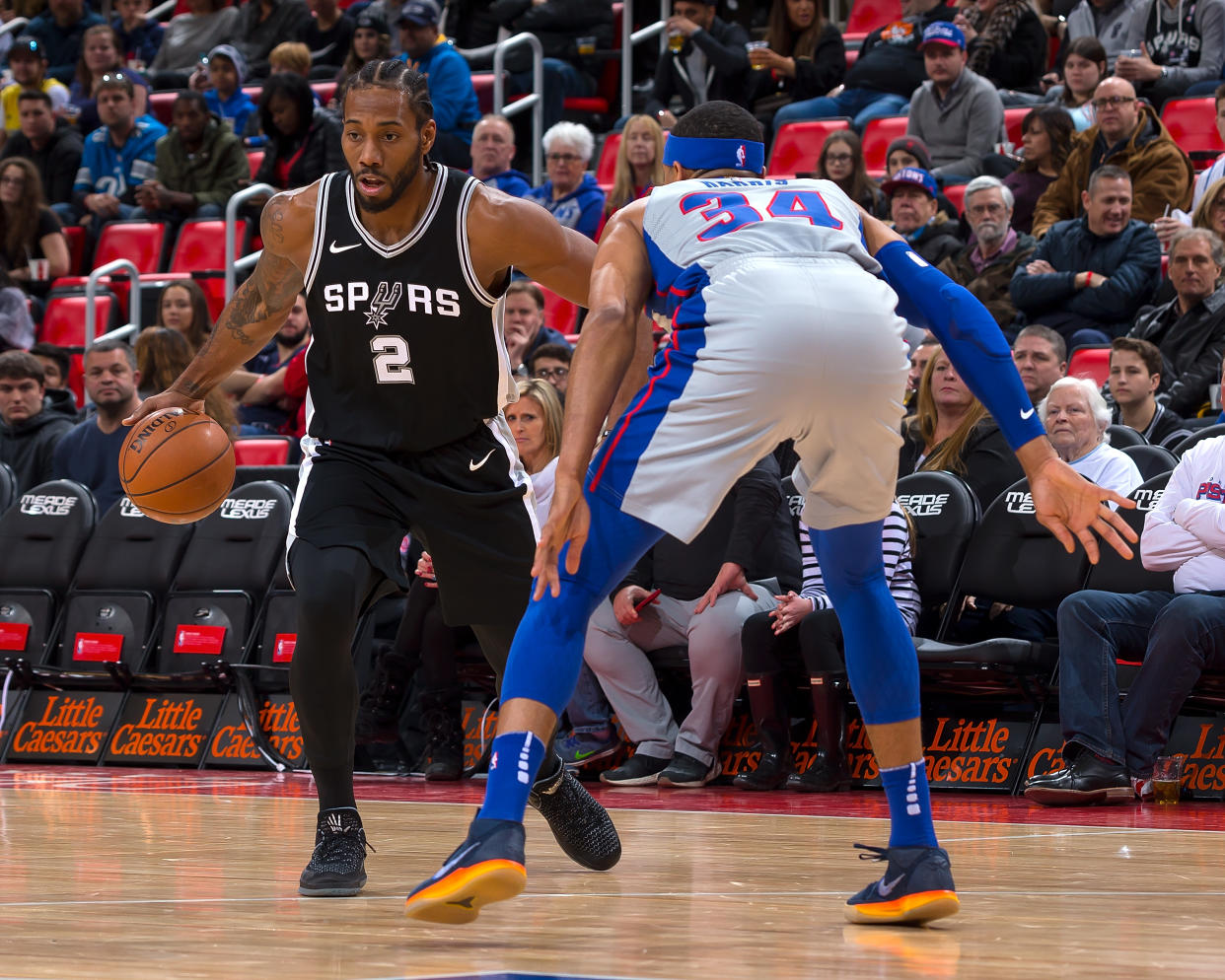 Kawhi Leonard has officially been ruled out for the Spurs’ first playoff game against the Warriors on Saturday. (Getty Images)