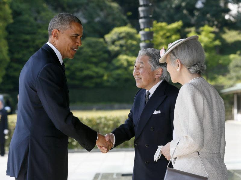 Barack Obama während eines Treffens mit Japans Kaiser Akihito und dessen Frau Michiko. Foto: Kimimasa Mayama