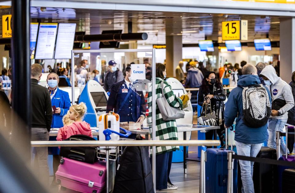 Aéroport de Schiphol, à Amsterdam, Pays-Bas, le 17 décembre 2020 - REMKO DE WAAL / ANP / AFP