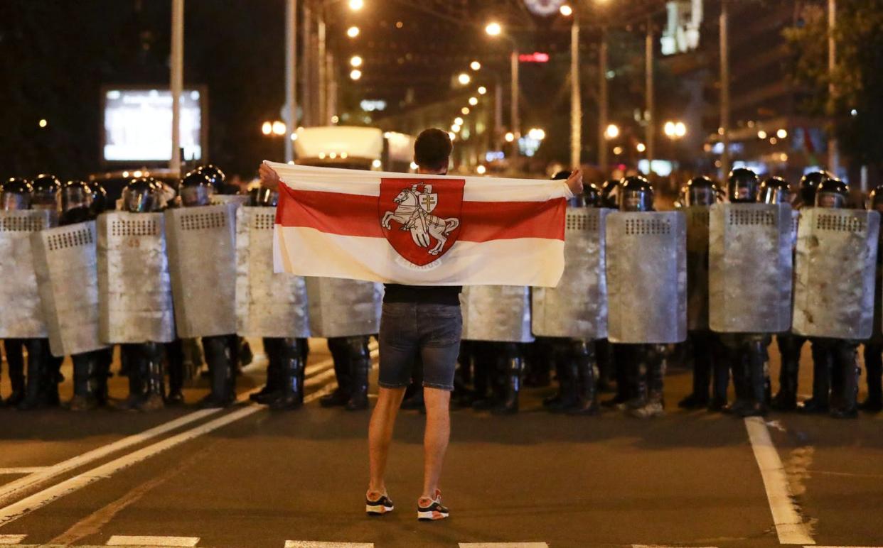 <span class="caption">Deploying riot police to suppress peaceful pro-democracy demonstrators in Belarus turned more people against the country's autocratic leader. </span> <span class="attribution"><a class="link " href="http://www.apimages.com/metadata/Index/Belarus-Police-Brutality/4cc0b7a02285417484de480d01cc92e8/456/0" rel="nofollow noopener" target="_blank" data-ylk="slk:AP Photo/Sergei Grits, File;elm:context_link;itc:0;sec:content-canvas">AP Photo/Sergei Grits, File</a></span>