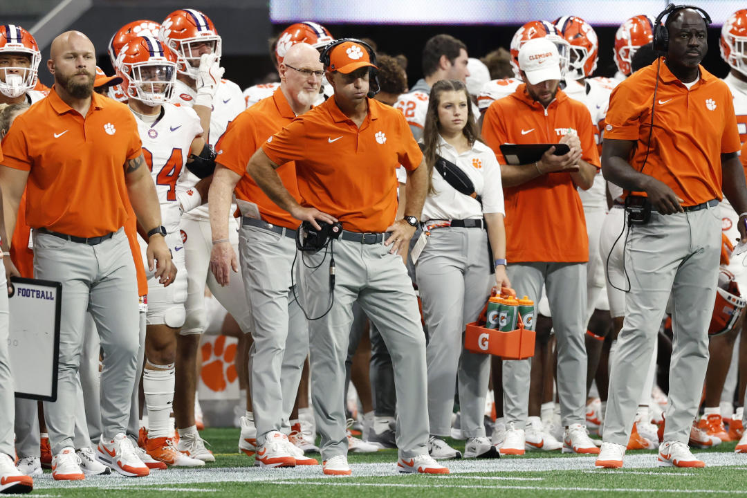 Click photo above for story. (Joe Robbins/Getty Images)