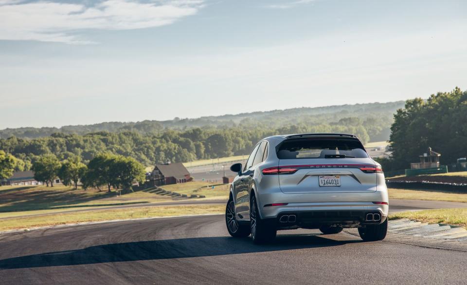 Photos of the 2019 Porsche Cayenne Turbo at Lightning Lap