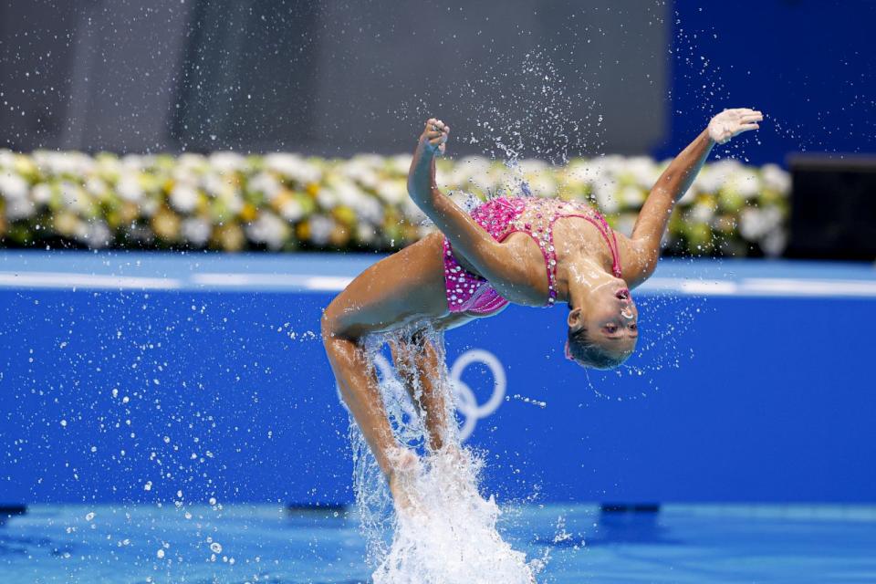 TOKYO, JAPAN - AUGUST 03: Laila Ali and Hanna Hiekal of Team Egypt compete in the Artistic Swimming Duet Technical Routine on day eleven of the Tokyo 2020 Olympic Games at Tokyo Aquatics Centre on August 03, 2021 in Tokyo, Japan. (Photo by Fred Lee/Getty Images)