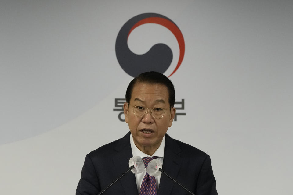 South Korean Unification Minister Kwon Youngse speaks during a press conference at the Government Complex in Seoul, South Korea, Thursday, Sept. 8, 2022. South Korea on Thursday proposed a meeting with North Korea to resume reunions of families separated by war, despite long-strained ties between the rivals over the North's nuclear weapons program. (AP Photo/Ahn Young-joon)