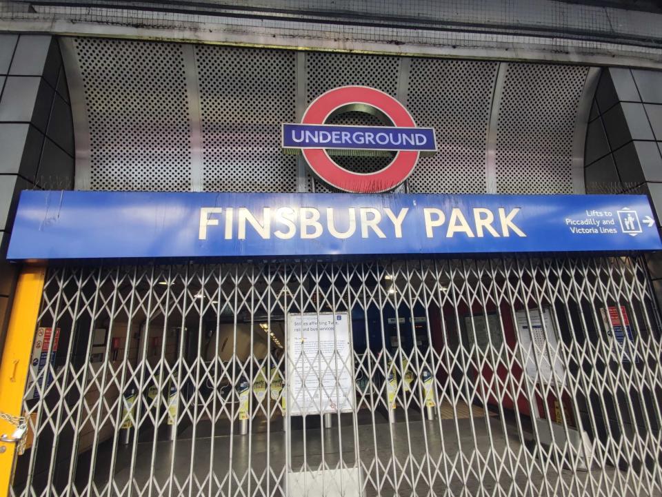 Finsbury Park station (Barney Davis ES)