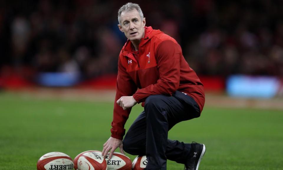 Wales coach Robert Howley has spoken of the need for a ‘controlled’ approach in what is likely to be a fast and furious match against Scotland.
