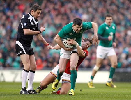 Rugby Union - Ireland v Wales - RBS Six Nations Championship 2016 - Aviva Stadium, Dublin, Republic of Ireland - 7/2/16 Wales' Dan Biggar in action with Ireland's Jonathan Sexton Reuters / Eddie Keogh Livepic