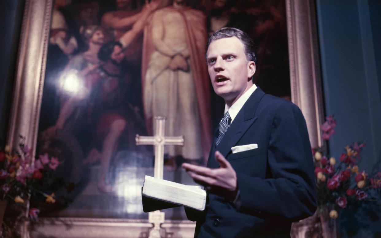  Evangelist Billy Graham, in 1955, who died this week - www.alamy.com